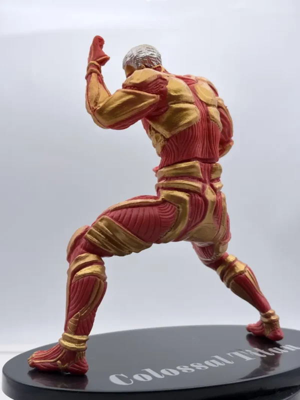 Armored Titan Figurine – Attack on Titan Colossal Armor Shifter Statue